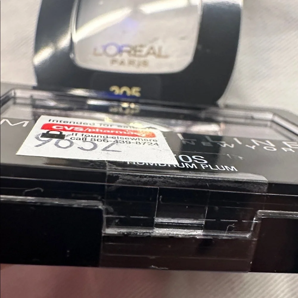 👀💄✨ Eyeshadow emergency kit… for when your vibe needs OPTIONS ✨💄👀